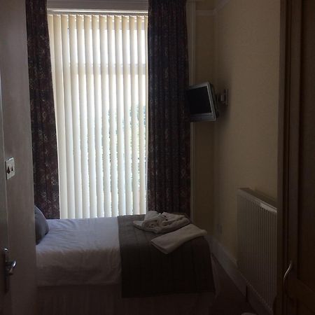 Coombe Court Hotel トーキー エクステリア 写真